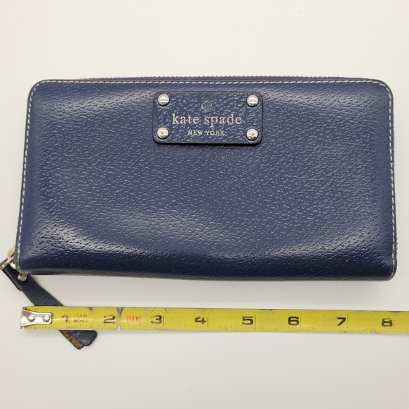 KATE SPADE | leather zip wallet - Picture 2 of 12